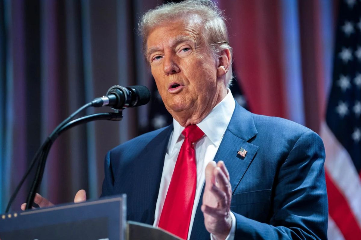 DONALD TRUMP
